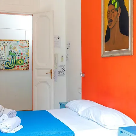 A Casa Di Amici Hostel Palermo Exterior photo