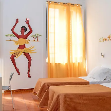 A Casa Di Amici Hostel Palermo Exterior photo