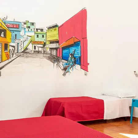A Casa Di Amici Hostel Palermo Exterior photo