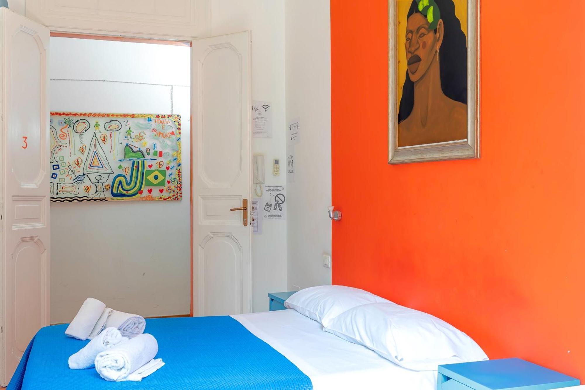 A Casa Di Amici Hostel *
